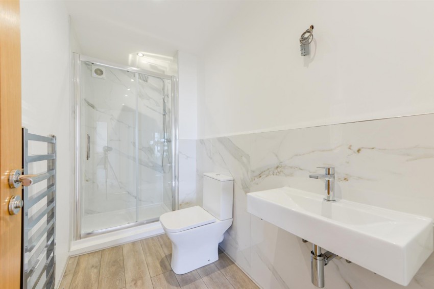 Images for Flat 2, 12 Marine Gardens, Margate