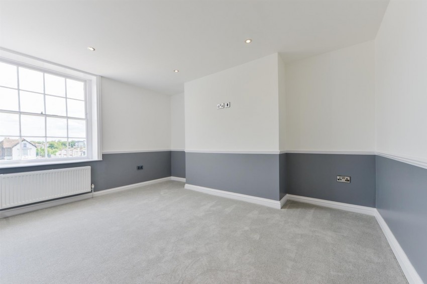 Images for Flat 2, 12 Marine Gardens, Margate