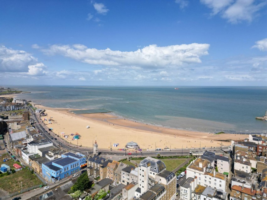 Images for Flat 1, 12 Marine Gdns, Margate