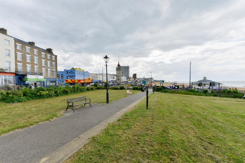 Images for Flat 1, 12 Marine Gardens, Margate