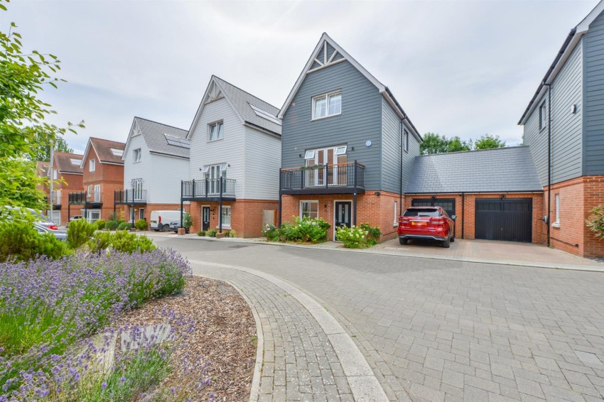 Images for Yew Tree Road, Dunton Green, Sevenoaks