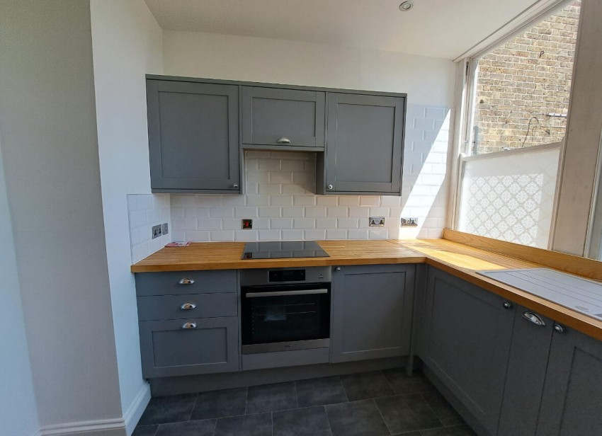 Images for Flat 2, 12a Marine Gdns, Margate