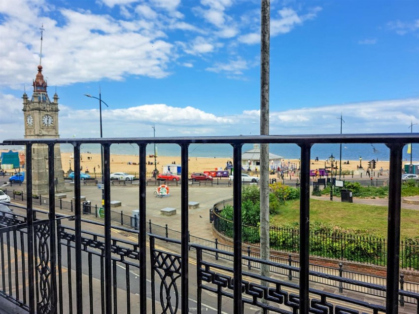 Images for Flat 2, 12a Marine Gdns, Margate