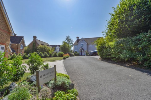 View Full Details for Hogs Orchard, Swanley Village