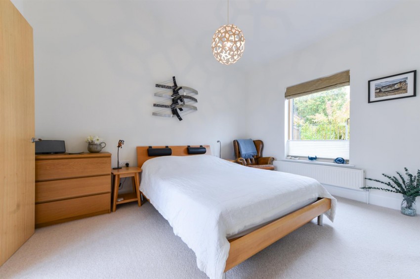 Images for High Street, Croydon, Royston