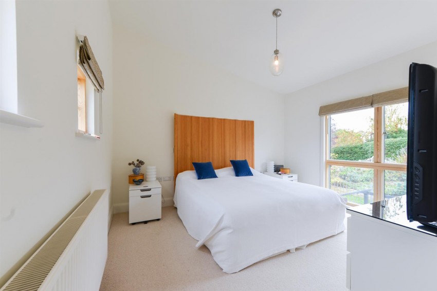 Images for High Street, Croydon, Royston