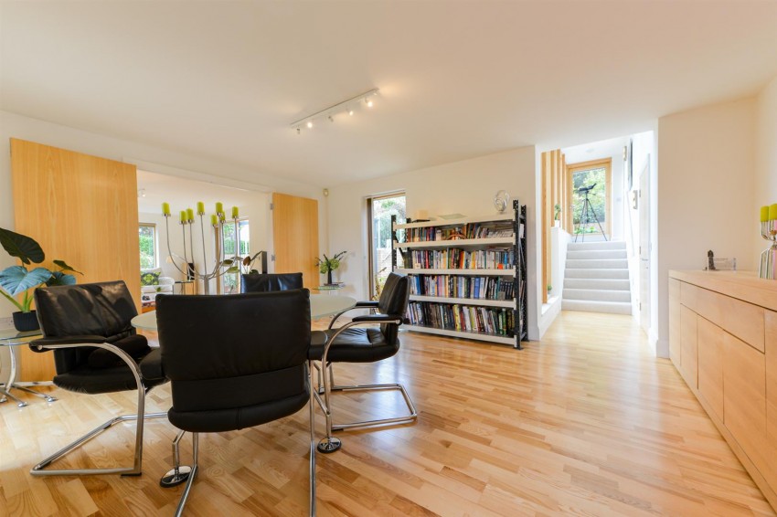 Images for High Street, Croydon, Royston