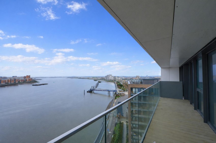 Images for Duke Of Wellington Avenue, London