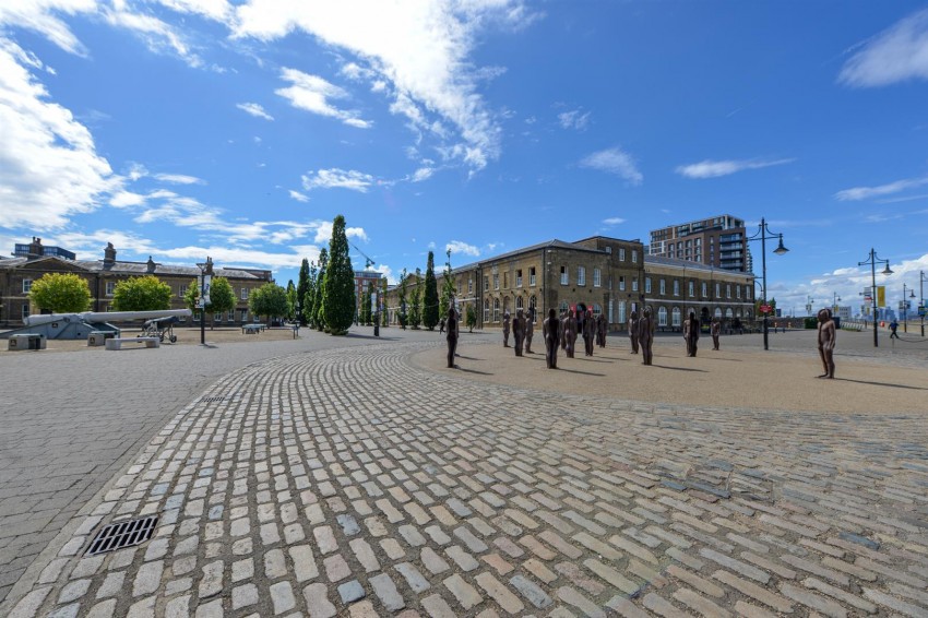 Images for Duke Of Wellington Avenue, London