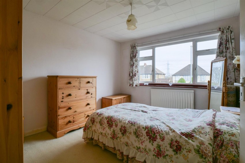 Images for Gilders Road, Chessington