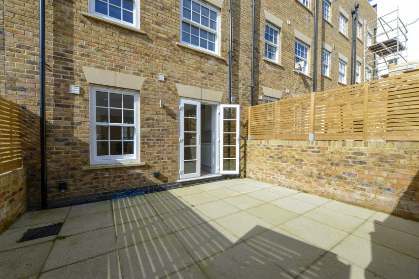 Images for 10a Fort Road, Margate
