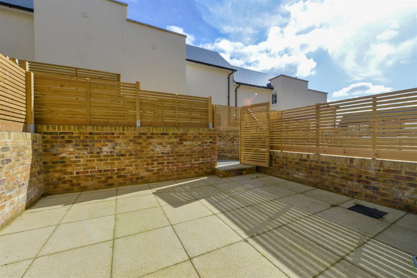 Images for 10a Fort Road, Margate